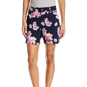 Lee natural fit short